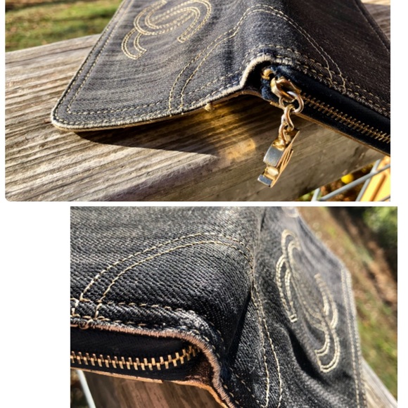 Auth Chanel dark denim zippy wallet with gold leather & CC zipper pull. - Picture 7 of 14